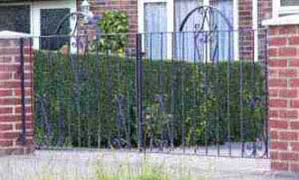 wrought iron driveway gate in west sussex