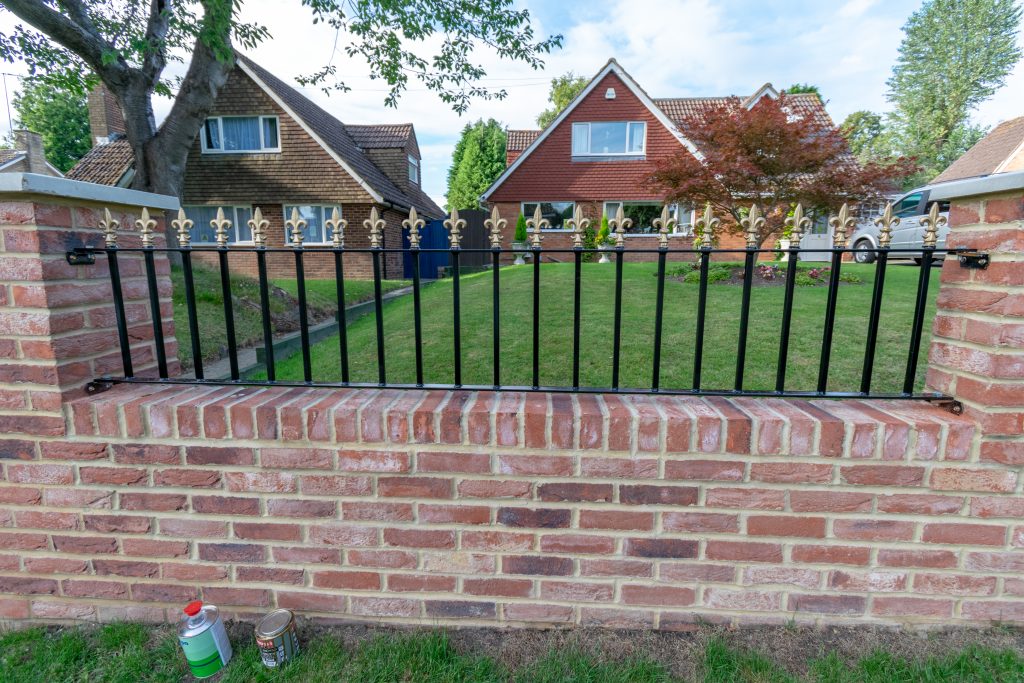 Flat ladder style metal railing